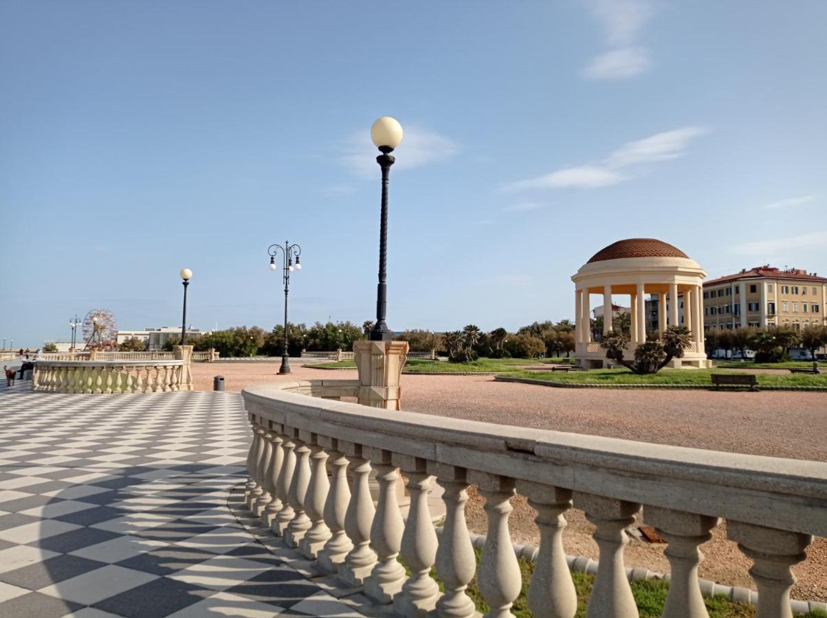 Appartamento Con Incantevole Vista Mare Livorno Eksteriør billede