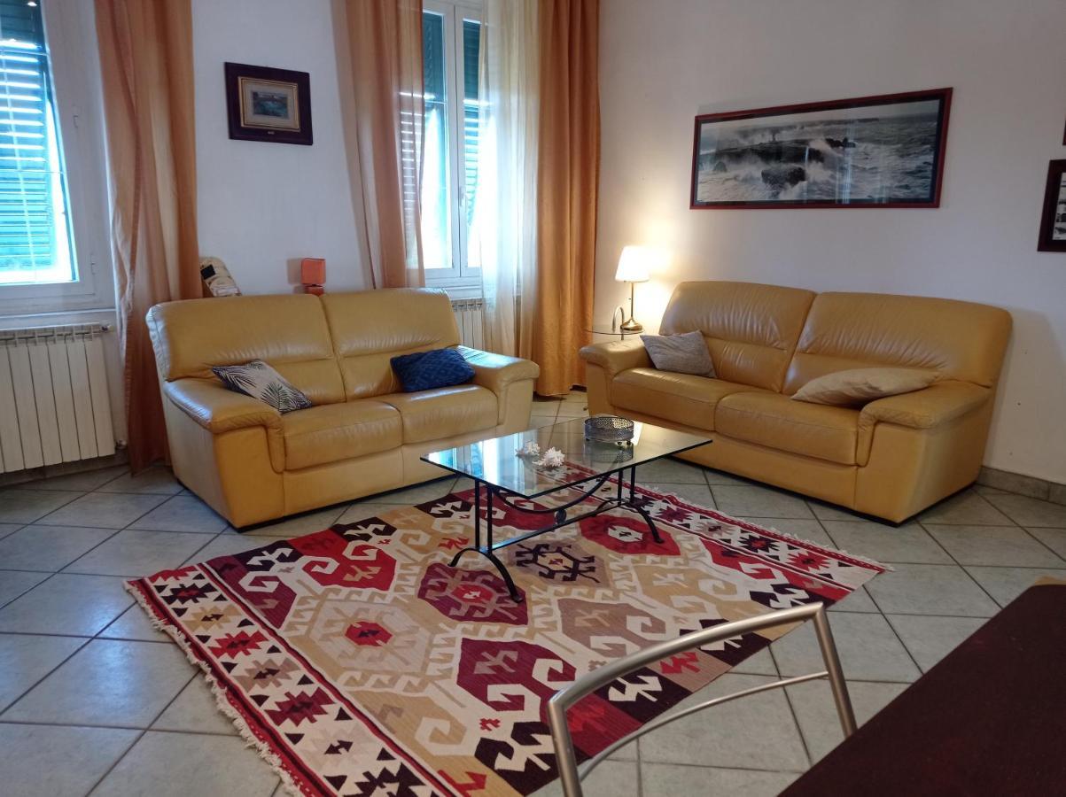 Appartamento Con Incantevole Vista Mare Livorno Eksteriør billede
